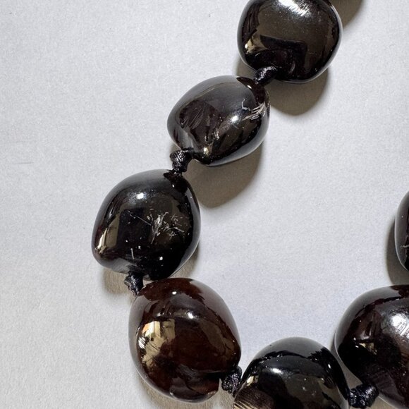 Vintage 1960s Hawaiian Brown Kukui Nut Lei Necklace – Handmade Hawaii - Picture 6 of 8